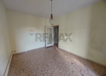 Stanza vuota - Bilocale Viale Valganna
 
108, Varese - foto 8