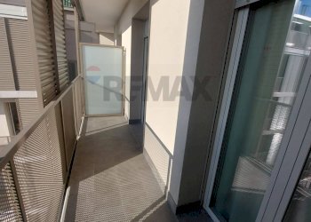 Balcone - Bilocale Viale Valganna
 
108, Varese - foto 9