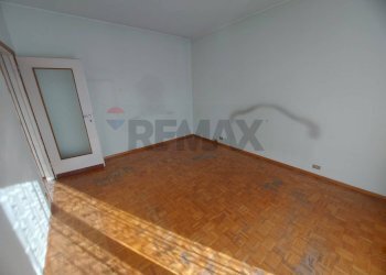 Stanza vuota - Bilocale Viale Valganna
 
108, Varese - foto 13