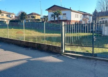 Edificio all\'aperto - Terreno edificabile Via Dante Alighieri, Cittiglio - foto 7