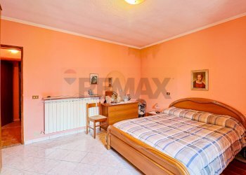 Camera / camera da letto - Casa semi indipendente Via Vanante
 
4, Cremenaga - foto 11