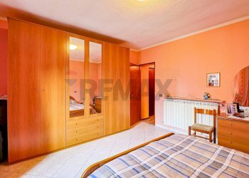 Camera / camera da letto - Casa semi indipendente Via Vanante
 
4, Cremenaga - foto 12