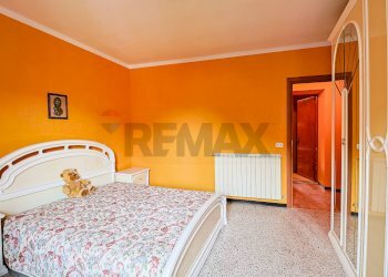 Camera / camera da letto - Casa semi indipendente Via Vanante
 
4, Cremenaga - foto 15