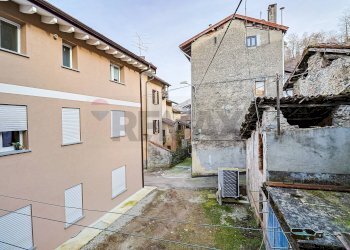 Edificio all\'aperto - Casa semi indipendente Via Vanante
 
4, Cremenaga - foto 20