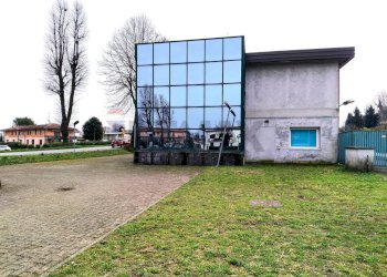 Casa all\'aperto - Locale Commerciale Borgo Ticino - foto 5