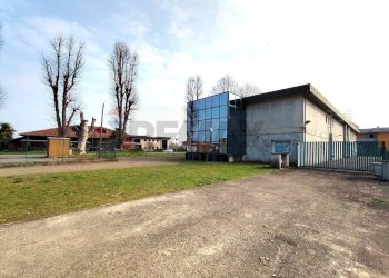 Casa all\'aperto - Locale Commerciale Borgo Ticino - foto 8