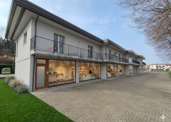 Casa all\'aperto - Locale Commerciale Borgo Ticino - foto 4