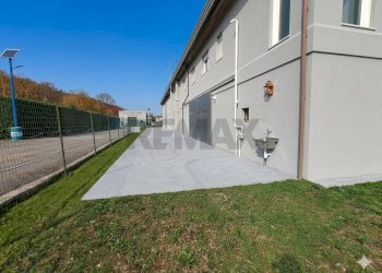 Terrazza - Locale Commerciale Borgo Ticino - foto 5