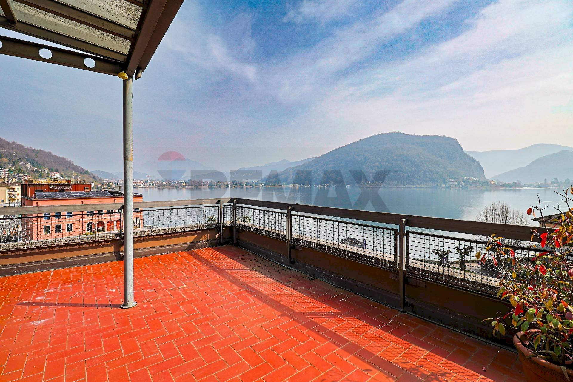 Terrazza - Trilocale Via Zanoni
 
30, Lavena Ponte Tresa - foto 1