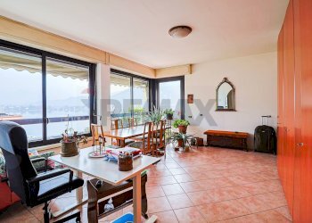 Sala da pranzo - Three-room apartment Via Zanoni
 
30, Lavena Ponte Tresa - photo 7