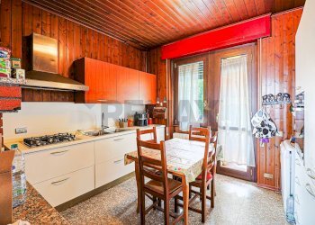 Cucina - Three-room apartment Via Zanoni
 
30, Lavena Ponte Tresa - photo 16