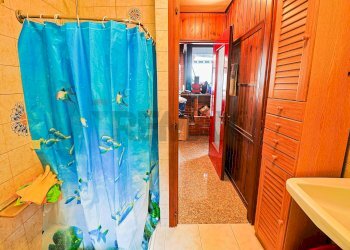 Bagno - Three-room apartment Via Zanoni
 
30, Lavena Ponte Tresa - photo 23