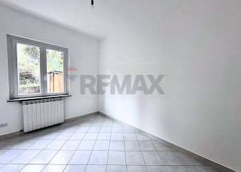 Stanza vuota - Trilocale Besozzo - foto 10