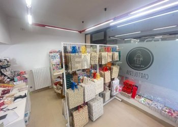 Dispensa di stoccaggio - Commercial Activity piazza Vittorio Veneto
 
10, Laveno-Mombello - photo 8