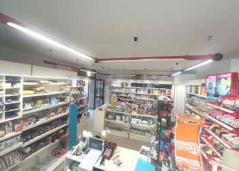 Dispensa di stoccaggio - Commercial Activity piazza Vittorio Veneto
 
10, Laveno-Mombello - photo 9