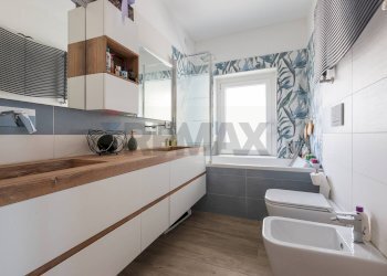 Bagno - Casa semi indipendente Via Piave
1, Cazzago Brabbia - foto 15