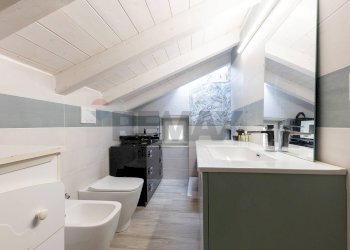 Bagno - Casa semi indipendente Via Piave
1, Cazzago Brabbia - foto 25