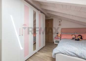 Camera / camera da letto - Casa semi indipendente Via Piave
1, Cazzago Brabbia - foto 26