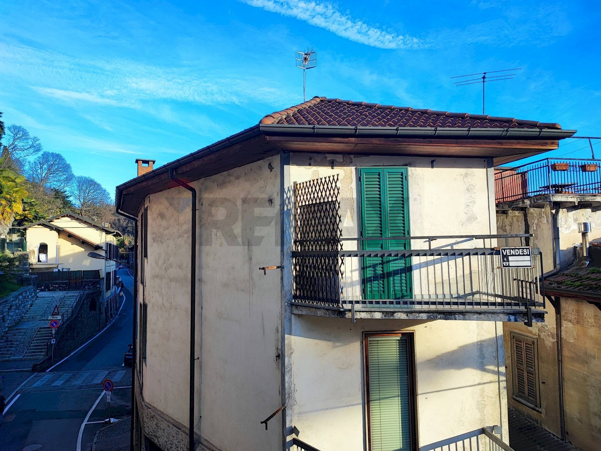 Casa all\'aperto - Trilocale Via De Bernardi
 
4, Besozzo - foto 1