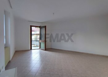 Stanza vuota - Trilocale Via De Bernardi
 
4, Besozzo - foto 4