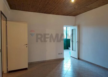 Stanza vuota - Trilocale Via De Bernardi
 
4, Besozzo - foto 11