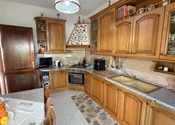 Cucina - Quadrilocale Via degli Isarci
 
28, Arcisate - foto 5