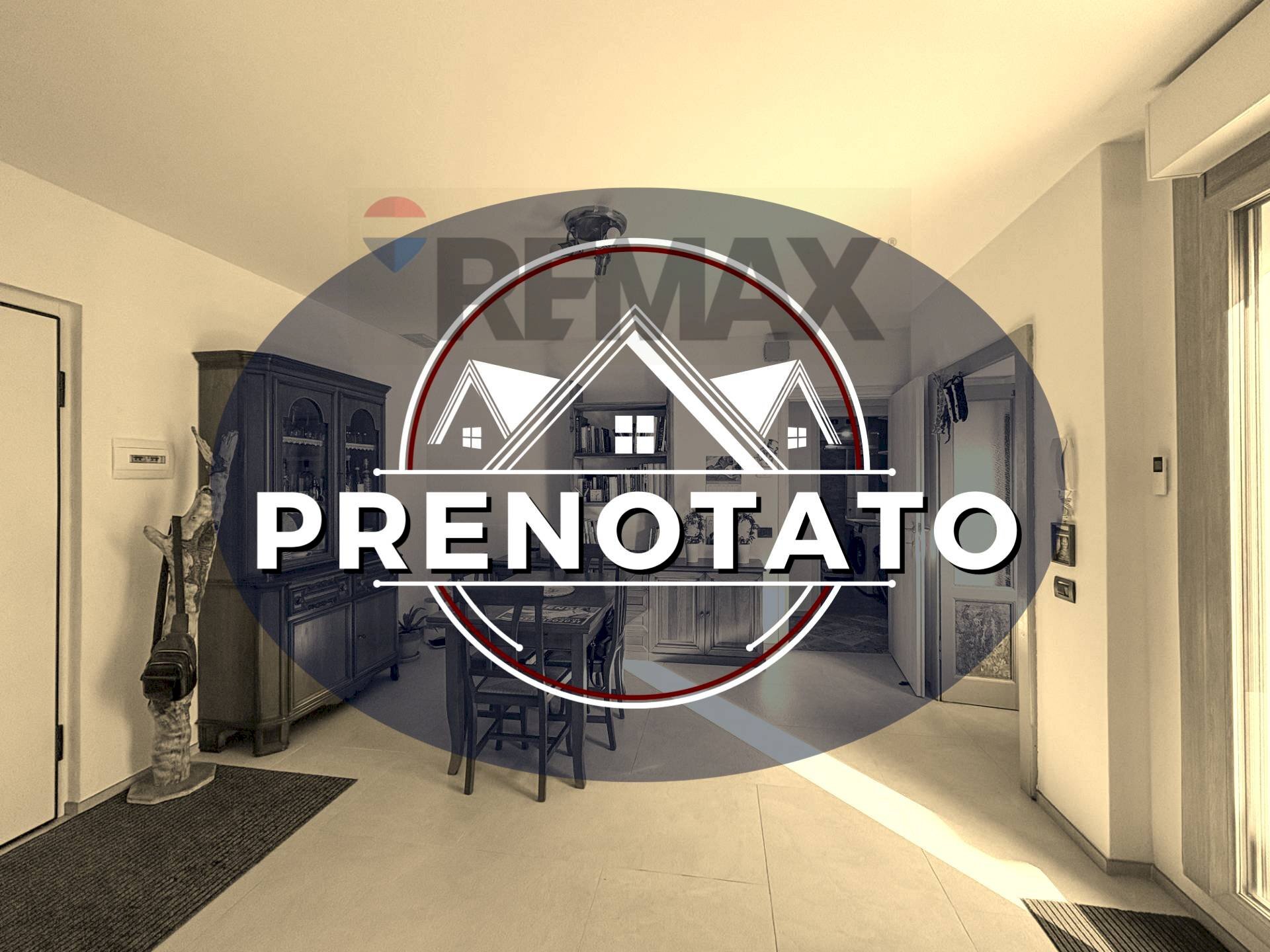 Non correlato - Three-room apartment Via Tiziano
 
8, Azzate - photo 1