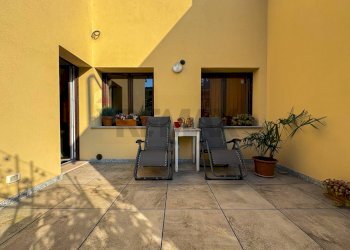 Terrazza - Three-room apartment Via Tiziano
 
8, Azzate - photo 5