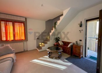 Soggiorno - Three-room apartment Via Tiziano
 
8, Azzate - photo 11