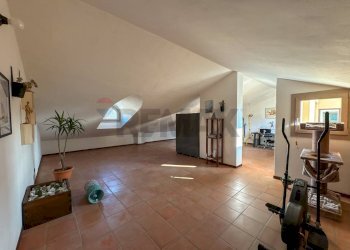 Palestra - Three-room apartment Via Tiziano
 
8, Azzate - photo 22