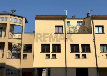 Edificio all\'aperto - Three-room apartment Via Tiziano
 
8, Azzate - photo 29