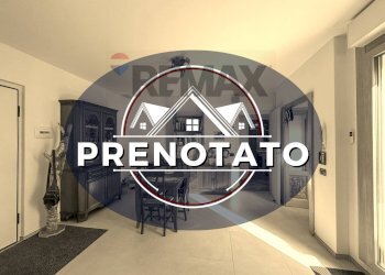 Non correlato - Three-room apartment Via Tiziano
 
8, Azzate - photo 1