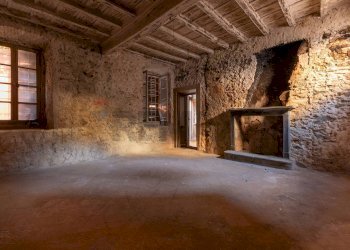 Stanza vuota - Casa semi indipendente VIA MARCONI
 
65, Besano - foto 6