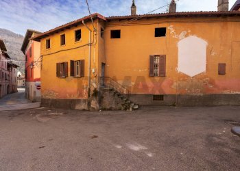 Casa all\'aperto - Casa semi indipendente VIA MARCONI
 
65, Besano - foto 20