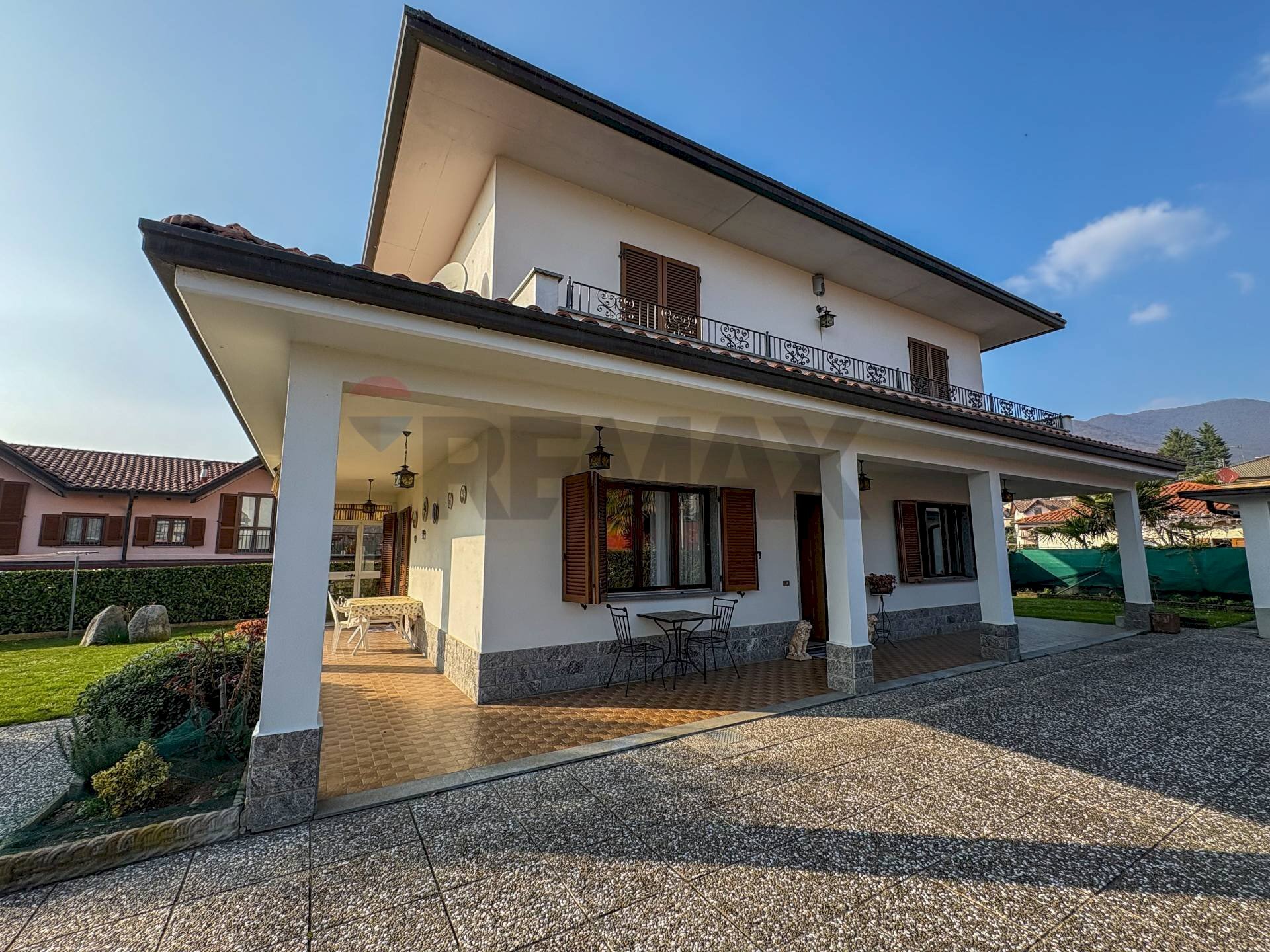 Casa all\'aperto - Villa Via Logaccio
16, Saltrio - foto 2