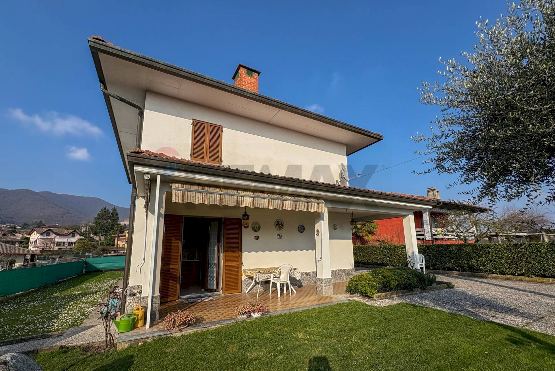 Casa all\'aperto - Villa Via Logaccio
 
16, Saltrio - foto 3