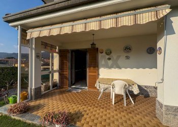 Terrazza - Villa Via Logaccio
 
16, Saltrio - foto 5