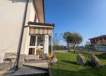 Casa all\'aperto - Villa Via Logaccio
 
16, Saltrio - foto 9