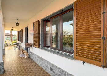 Balcone - Villa Via Logaccio
 
16, Saltrio - foto 17