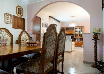 Sala da pranzo - Villa Via Logaccio
 
16, Saltrio - foto 23