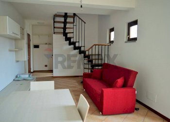 Sala da pranzo - Bilocale VIA MAGENTA
 
41, Varese - foto 3