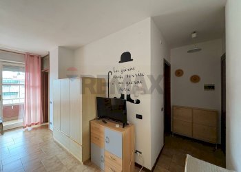 Camera / camera da letto - One-room apartment Via Parini
 
61, Varese - photo 6