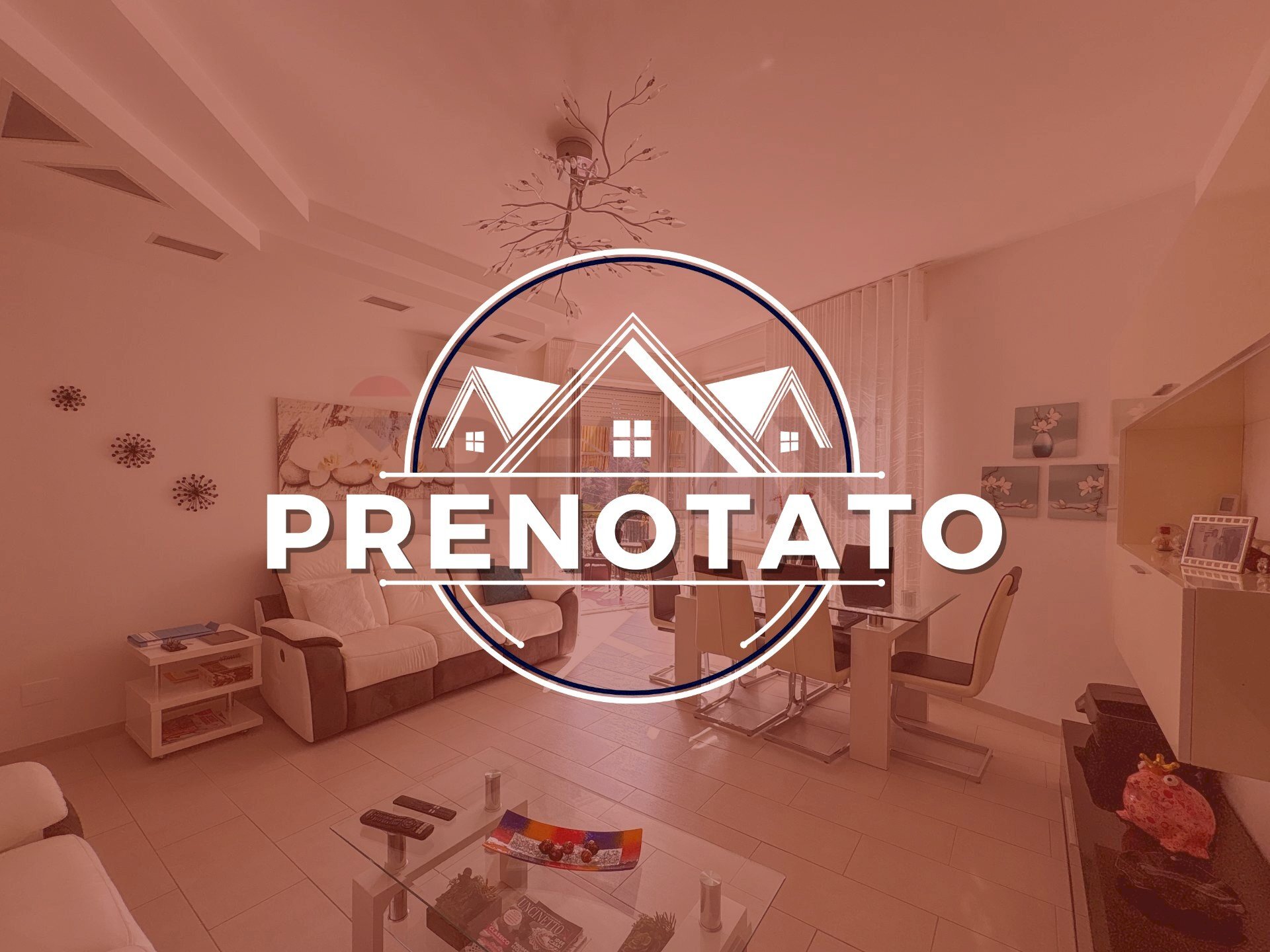 Sala da pranzo - Three-room apartment Via Val Pusteria
 
19, Varese - photo 1