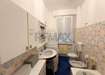 Bagno - Three-room apartment Via Val Pusteria
 
19, Varese - photo 13