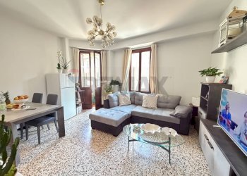 Sala da pranzo - Two-room apartment via morazzoni
 
3, Lavena Ponte Tresa - photo 3