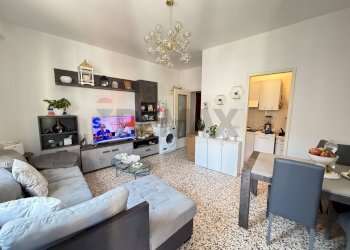 Sala da pranzo - Two-room apartment via morazzoni
 
3, Lavena Ponte Tresa - photo 5