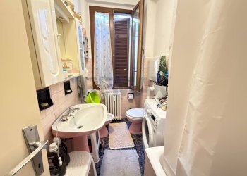 Bagno - Two-room apartment via morazzoni
 
3, Lavena Ponte Tresa - photo 14