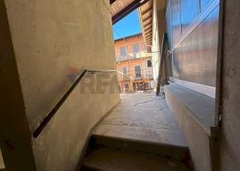 Scale - Two-room apartment VIA ROMA
 
48, Viggiù - photo 31