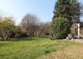 Giardino - Villa via monte bisbino
 
30, Varese - photo 11