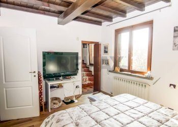 Camera / camera da letto - Villa via monte bisbino
 
30, Varese - photo 36